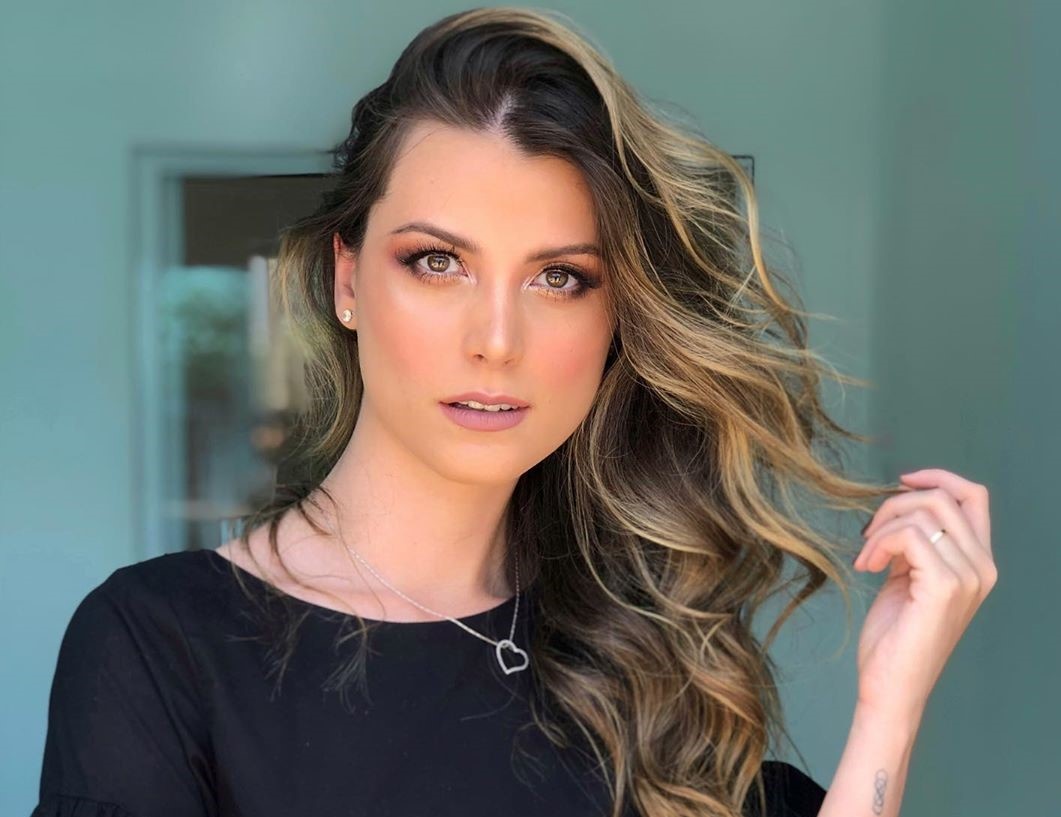 Hoa hau Hoan vu 2009 anh 12