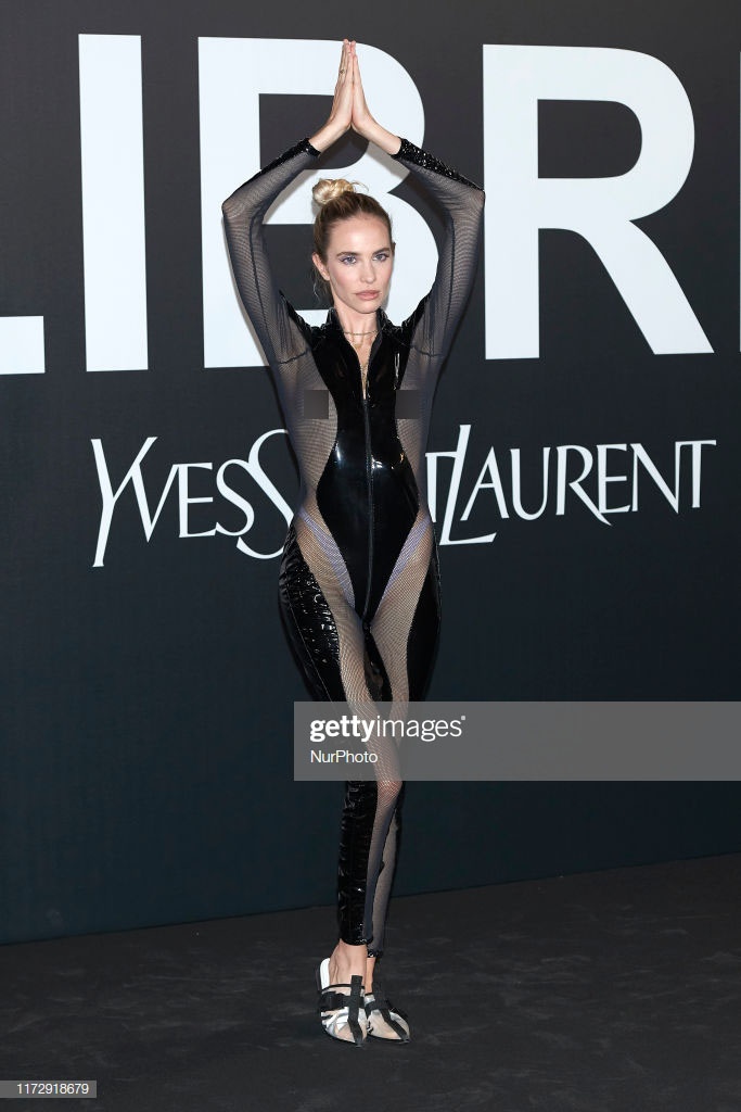 ca si Tay Ban Nha lo nguc anh 2