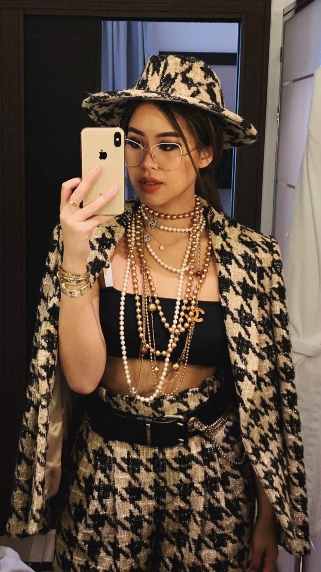 Chau Bui va em chong Ha Tang anh 7