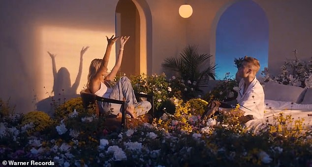 Justin Bieber hon vo Hailey Baldwin anh 6