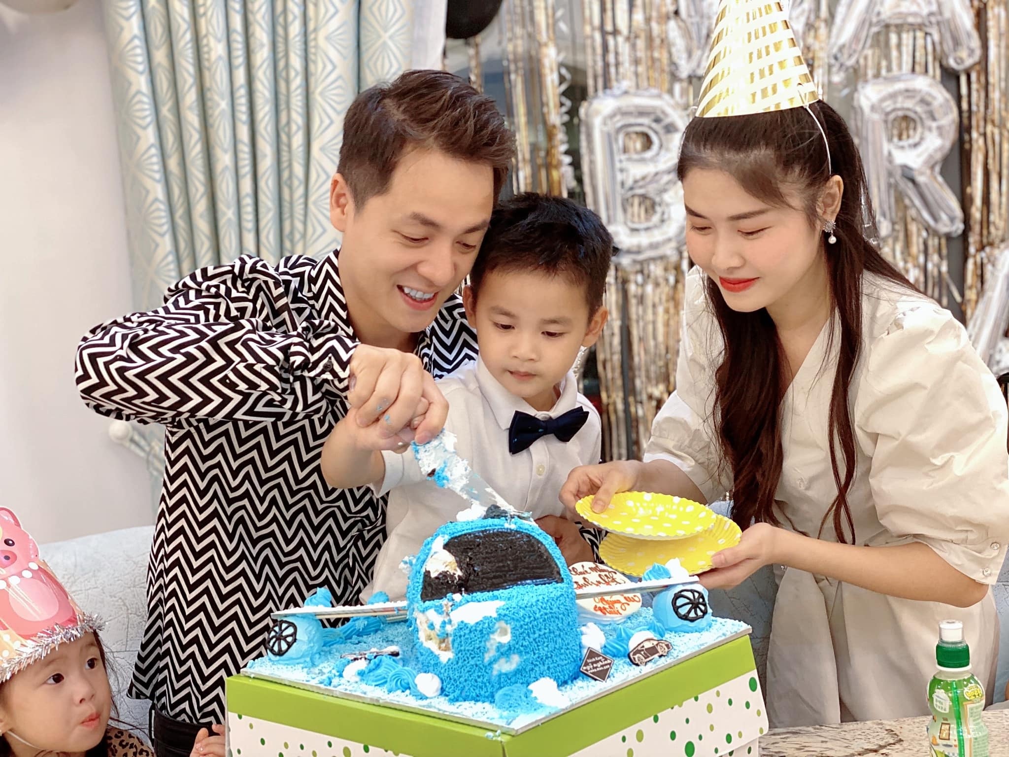 sinh nhat con trai Dang Khoi anh 2