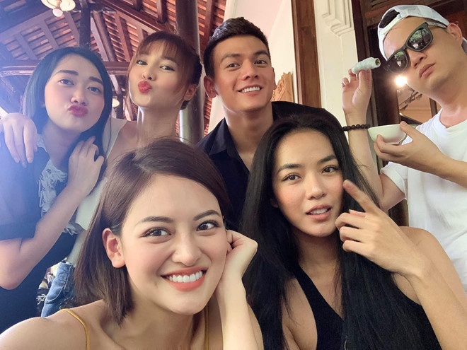 hoi ban than showbiz anh 3