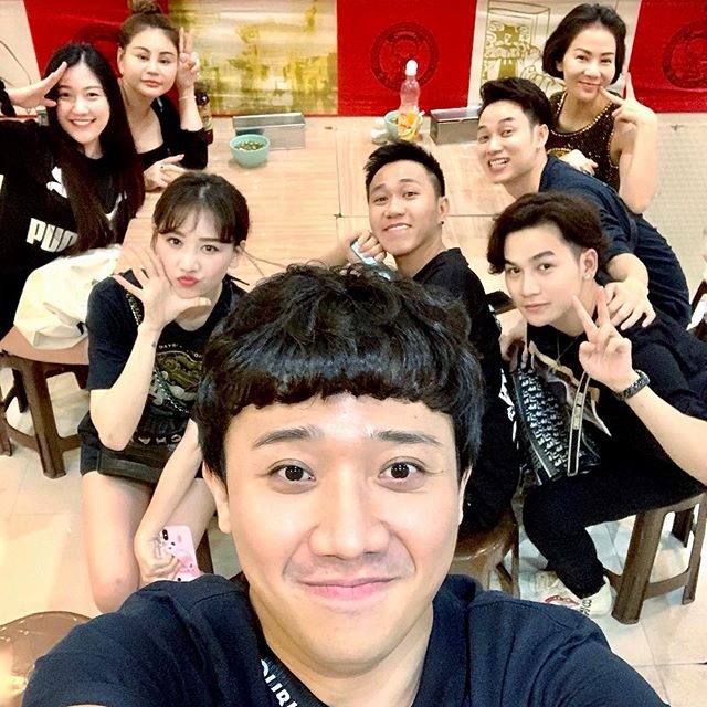 hoi ban than showbiz anh 1