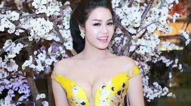 Duong ca hat cua Thi Binh, cau ba Xuan 'Tieng set trong mua' hinh anh