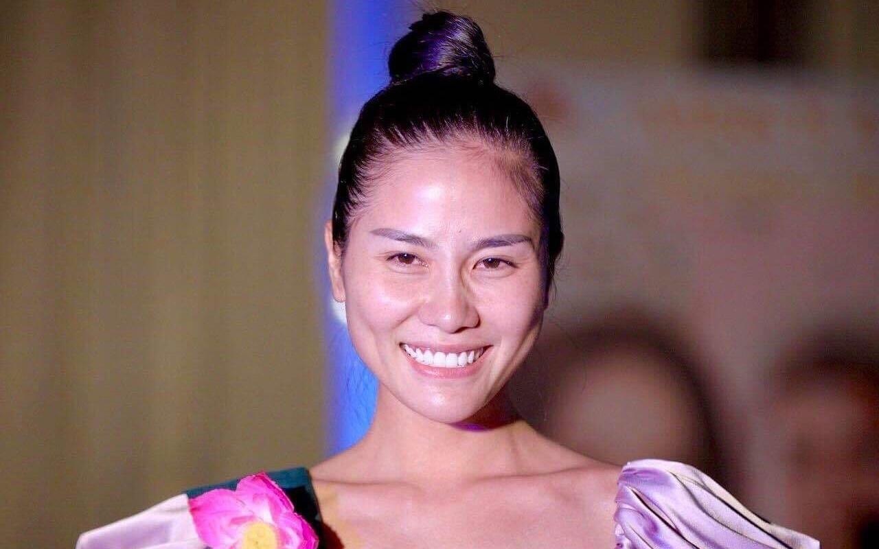 Hoang Hanh va dan thi sinh Miss Earth kem sac khi de mat moc hinh anh