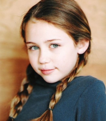 ca si Selena Gomez anh 7