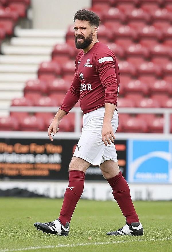 Shayne Ward body 6 múi ảnh 4 Shayne Ward body 6 mui anh 4