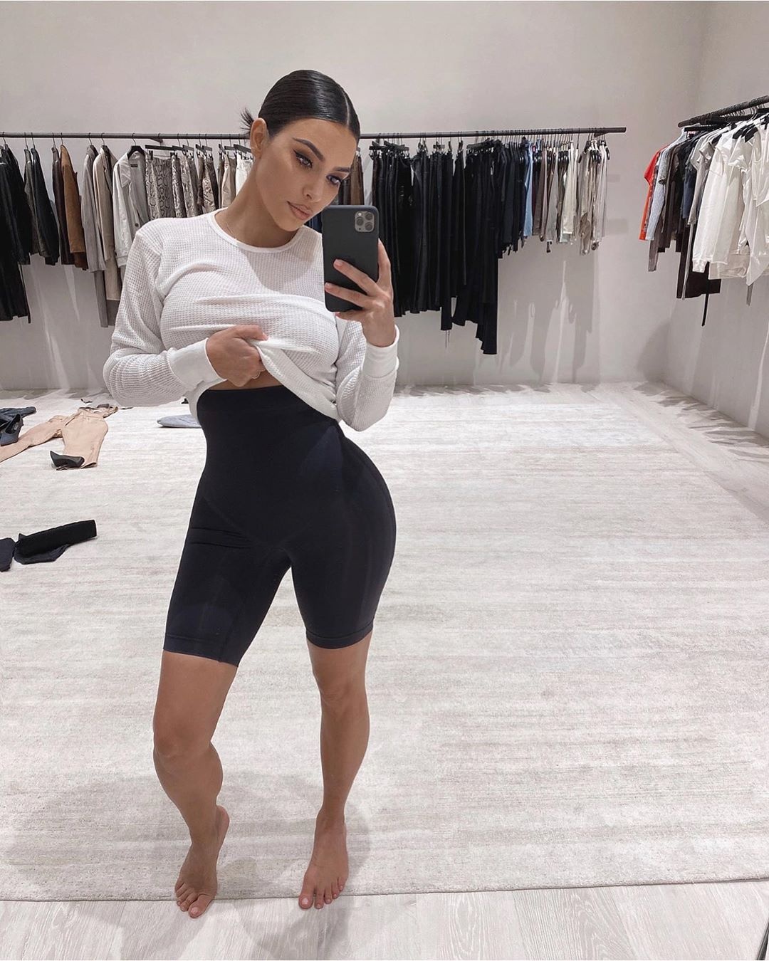 Kim Kardashian goi cam anh 11