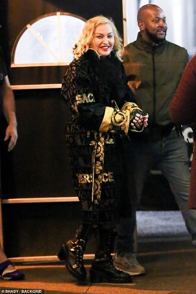 Madonna tiêm chất làm đầy ảnh 2 Madonna tiem chat lam day anh 2