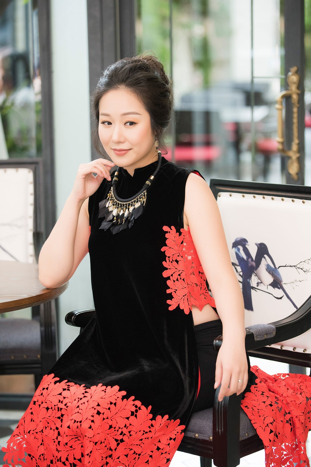 Hoa hau Viet lay chong anh 9