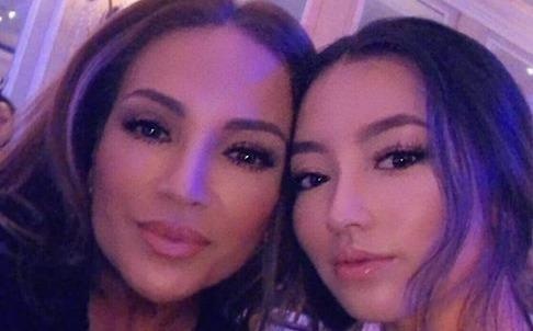 Ve dep lai Tay cua con gai ca si Thanh Ha hinh anh