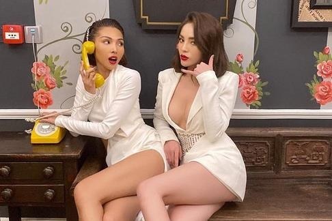 Minh Trieu to chuc sinh nhat cho Ky Duyen hinh anh