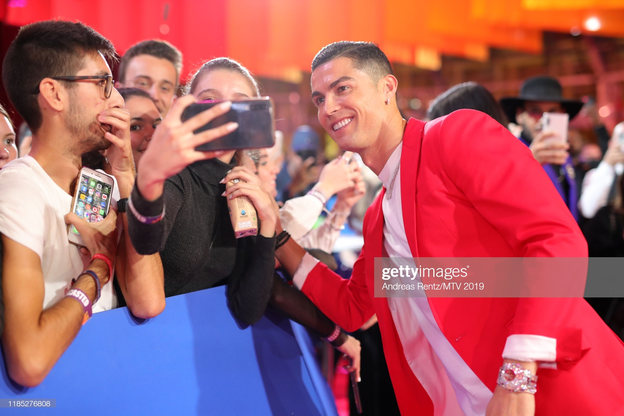Ronaldo va ban gai Georgina Rodriguez anh 4