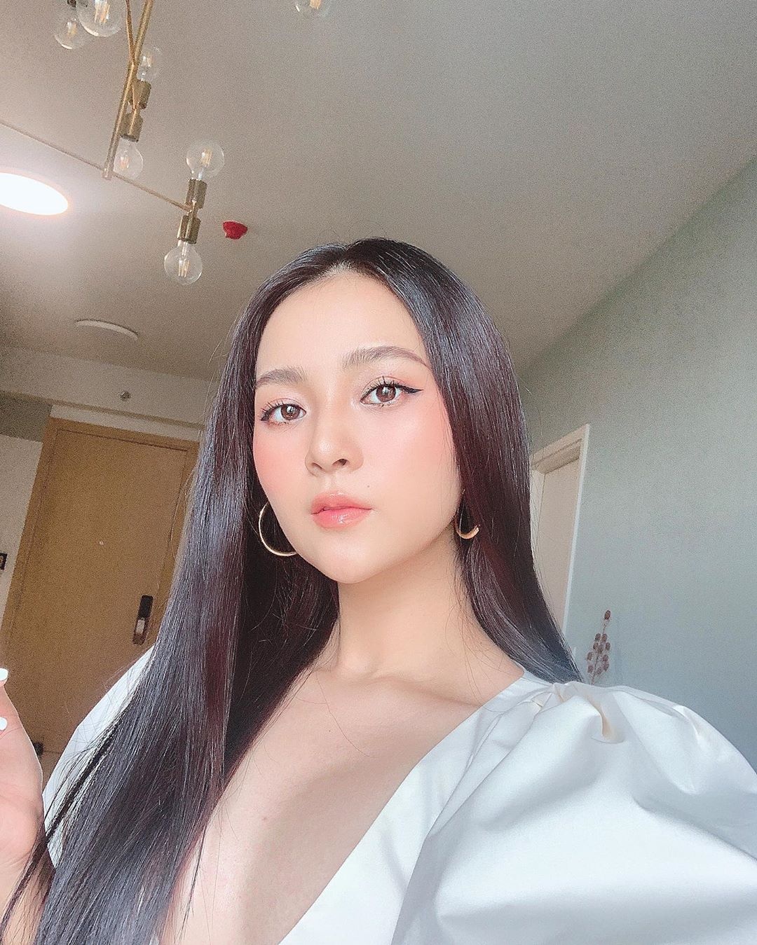 Angela Phuong Trinh lot xac anh 17