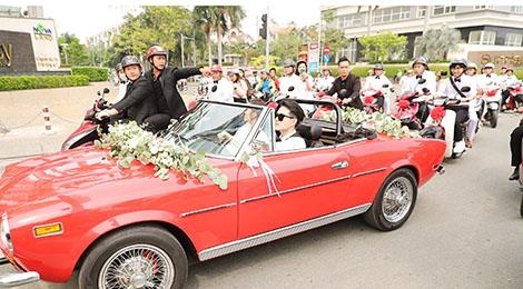 Fan chay xe may ho tong Dong Nhi - Ong Cao Thang hinh anh