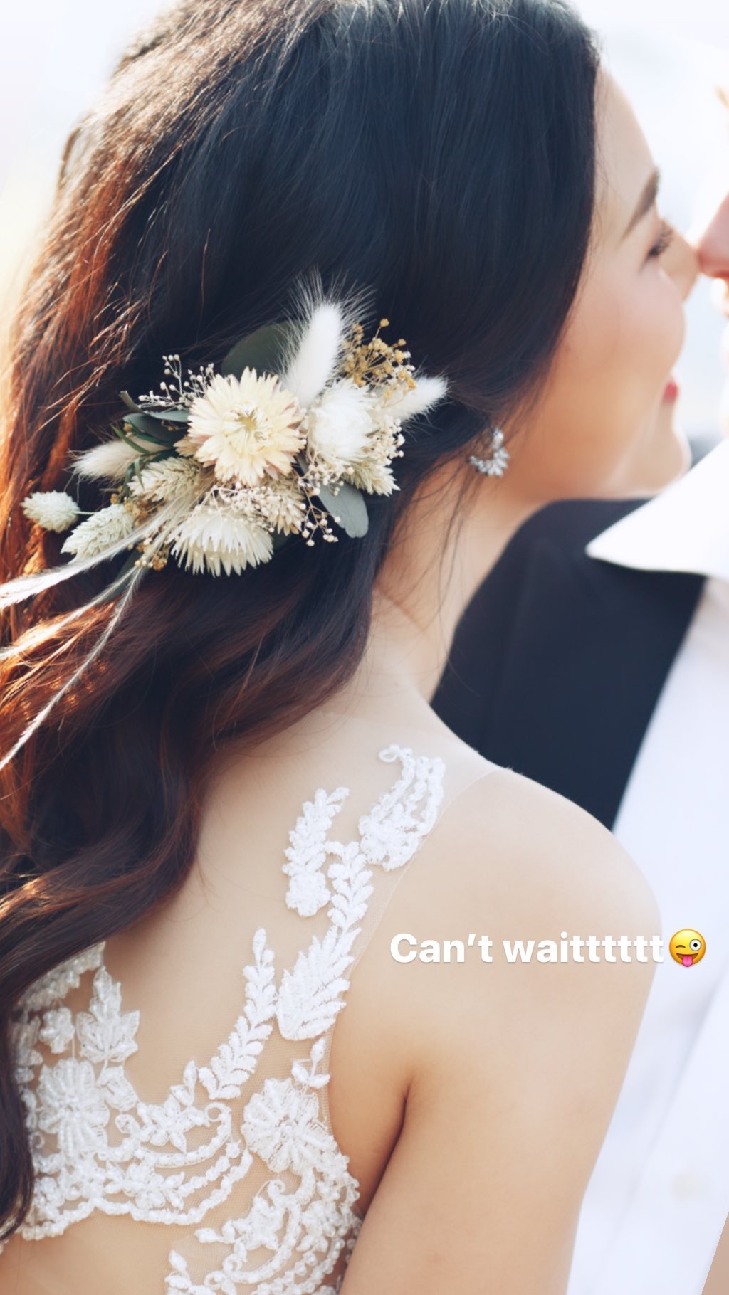 Hoàng Oanh kết hôn ảnh 1 Hoang Oanh ket hon anh 1