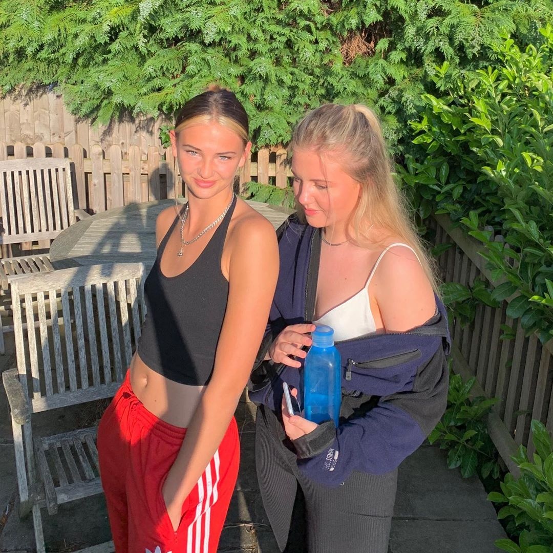 ban gai Romeo Beckham anh 6