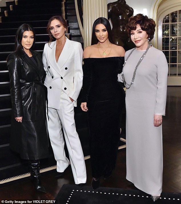 Kim Kardashian hoi ngo Victoria Beckham anh 2