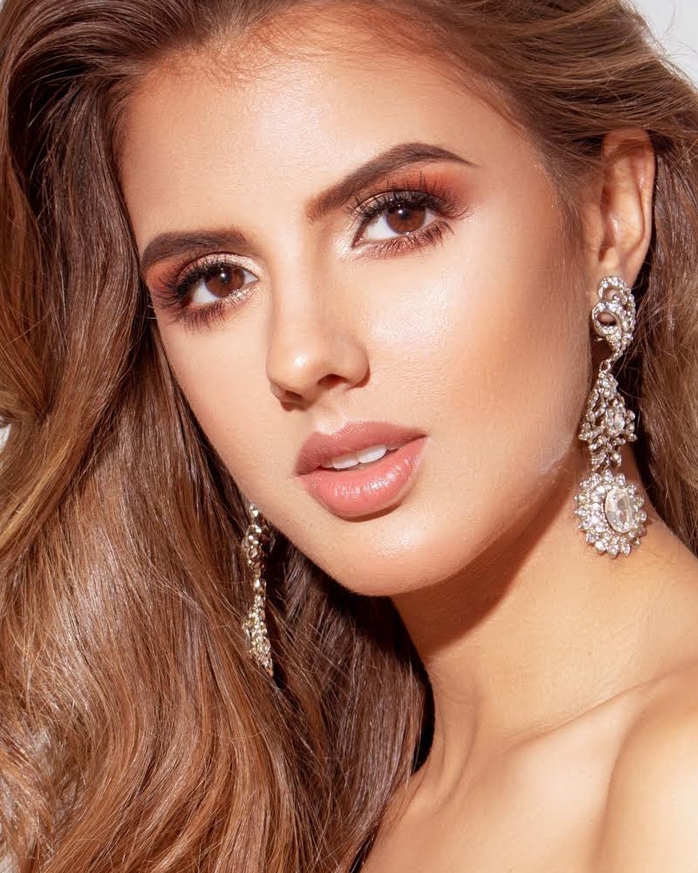 hoa hau sac dep quoc te 2020 anh 16