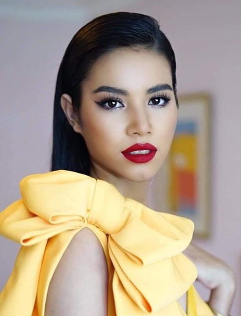 thi sinh giong pham huong anh 2