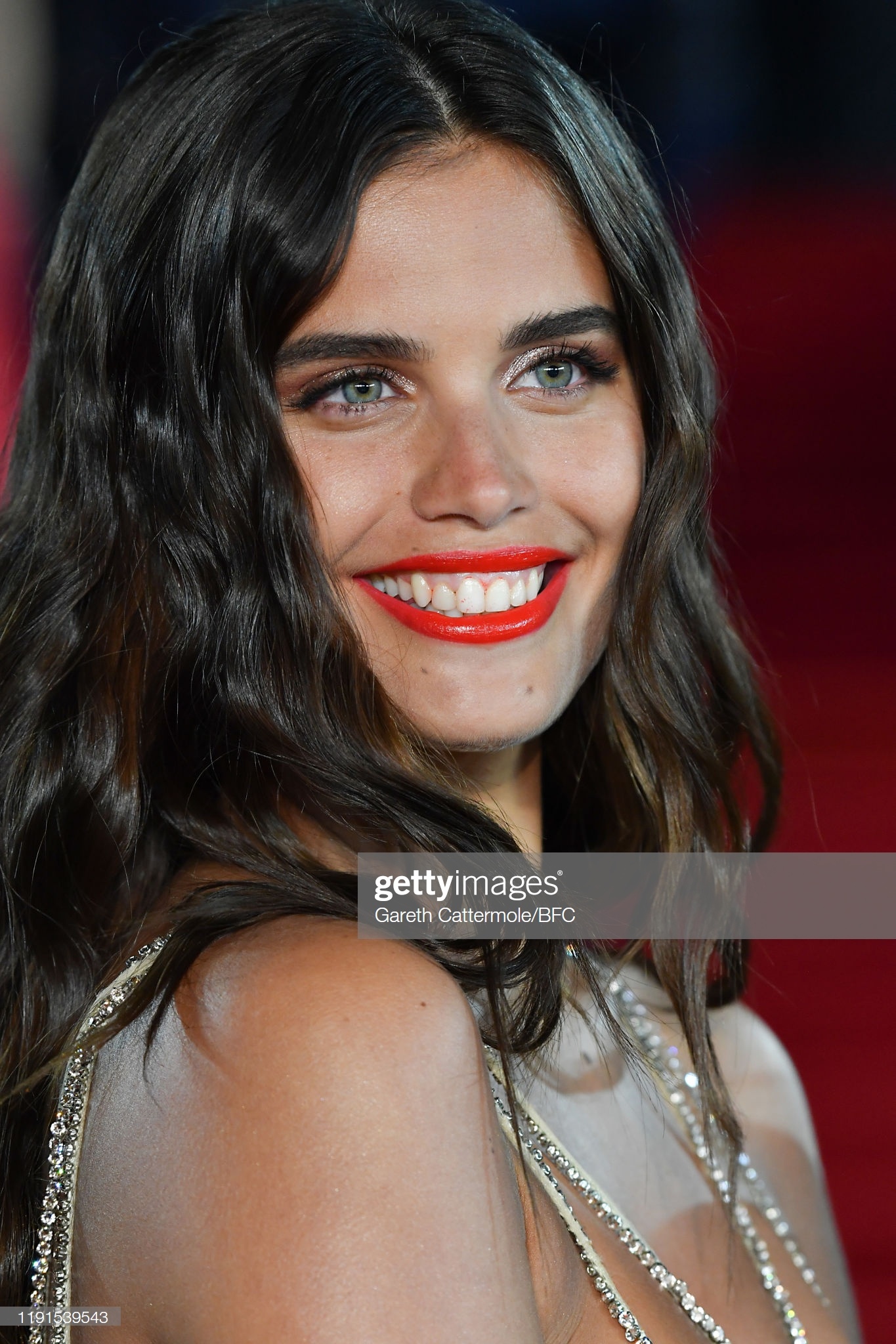 elsa hosk goi cam tren tham do anh 15