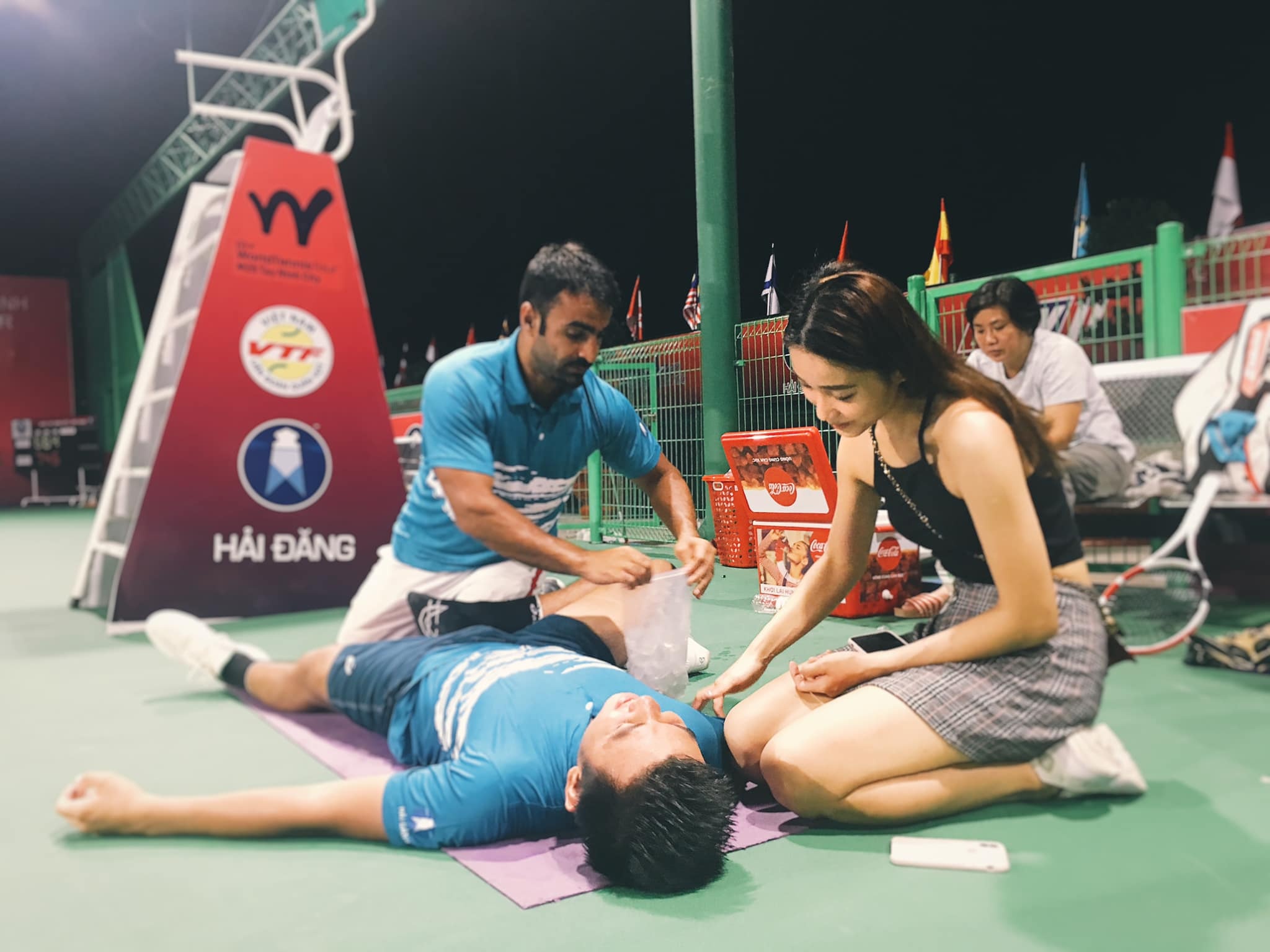 ban gai cua ly hoang nam anh 7