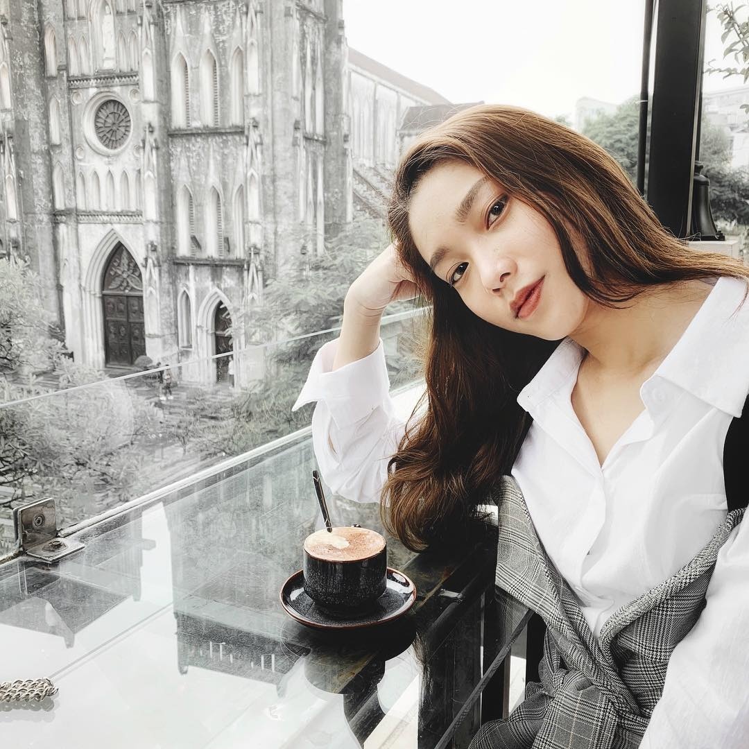 ban gai cua ly hoang nam anh 14