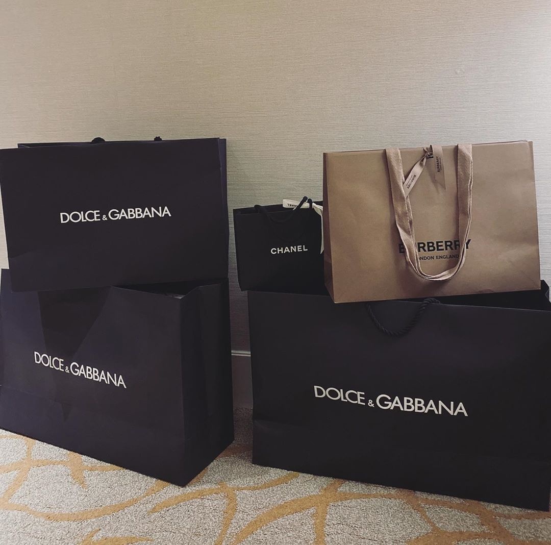 Ninh Duong Lan Ngoc xai hang hieu anh 13