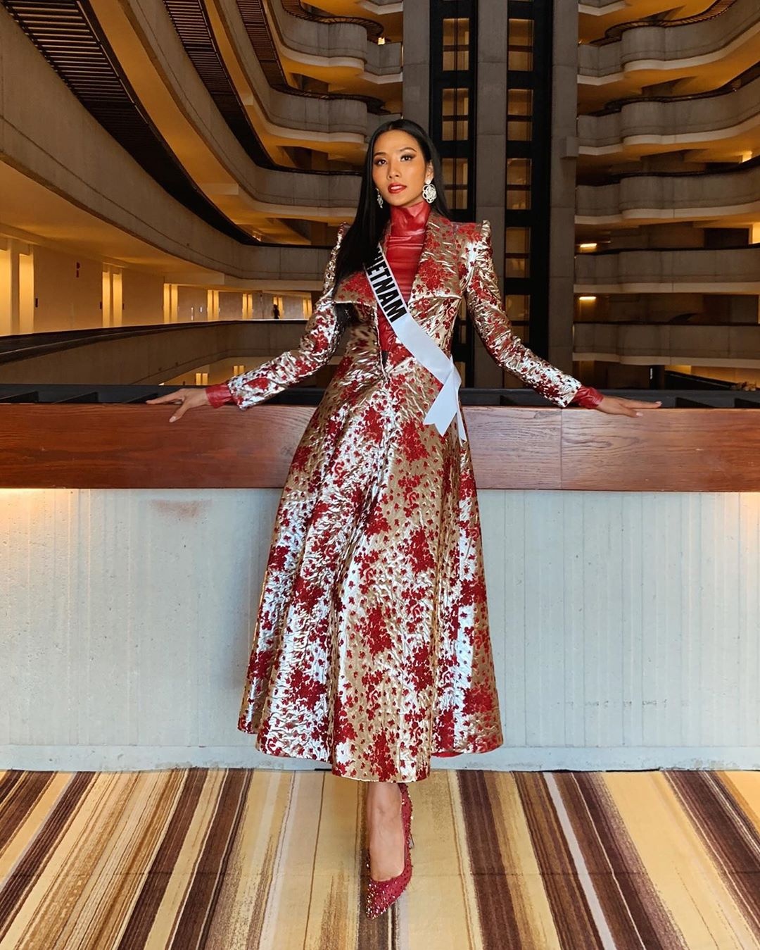 Hoang Thuy o Hoa hau Hoan vu 2019 anh 14