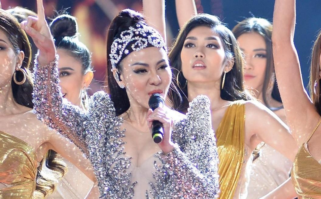 Thu Minh hat 'I Am Diva' o chung ket Hoa hau Hoan vu Viet Nam 2019 hinh anh