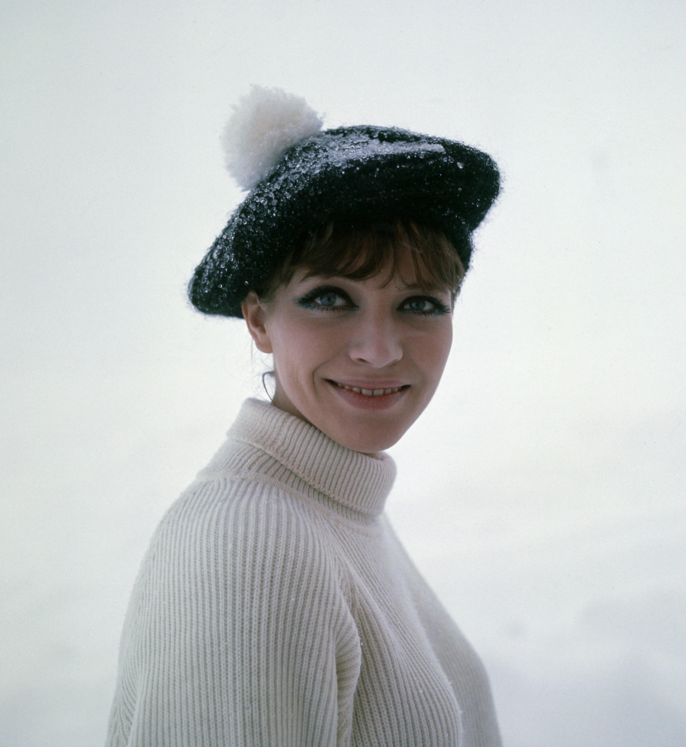 nhan sac dien vien Anna Karina anh 8