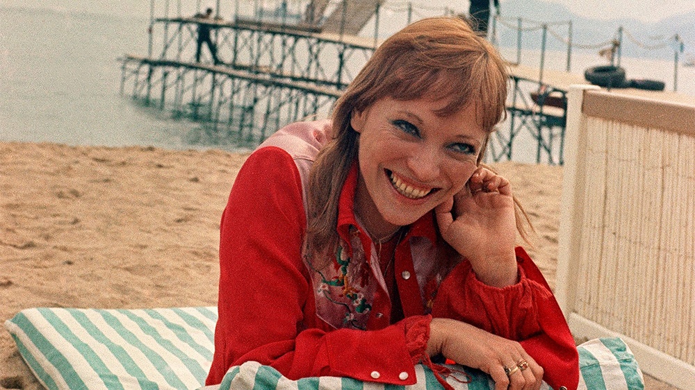 nhan sac dien vien Anna Karina anh 10