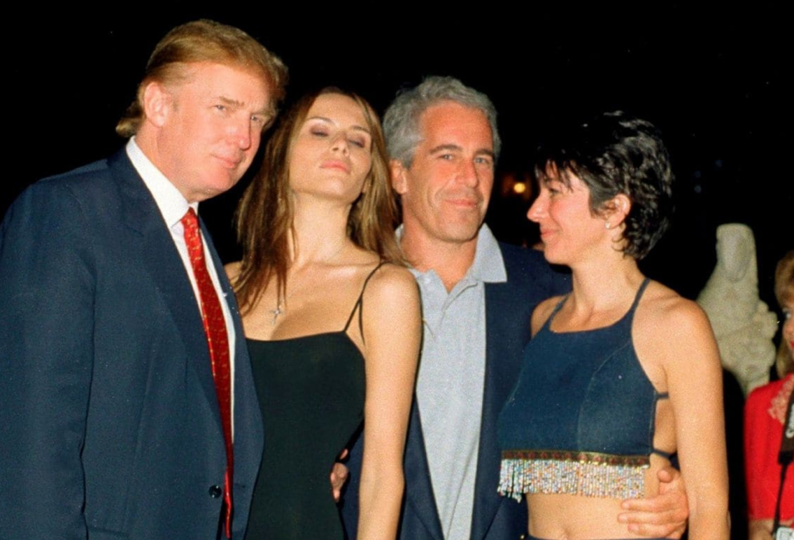 Victoria Beckham nguy co pha san va nhung vu on ao lang mot 2019 hinh anh