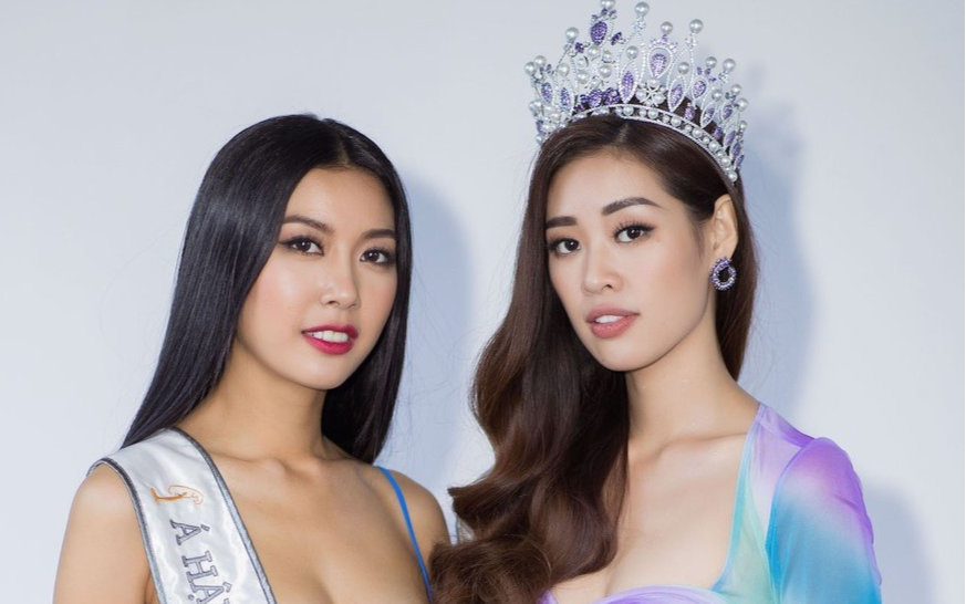 Khanh Van va Thuy Van ngau hung hat 'Anh oi o lai' hinh anh