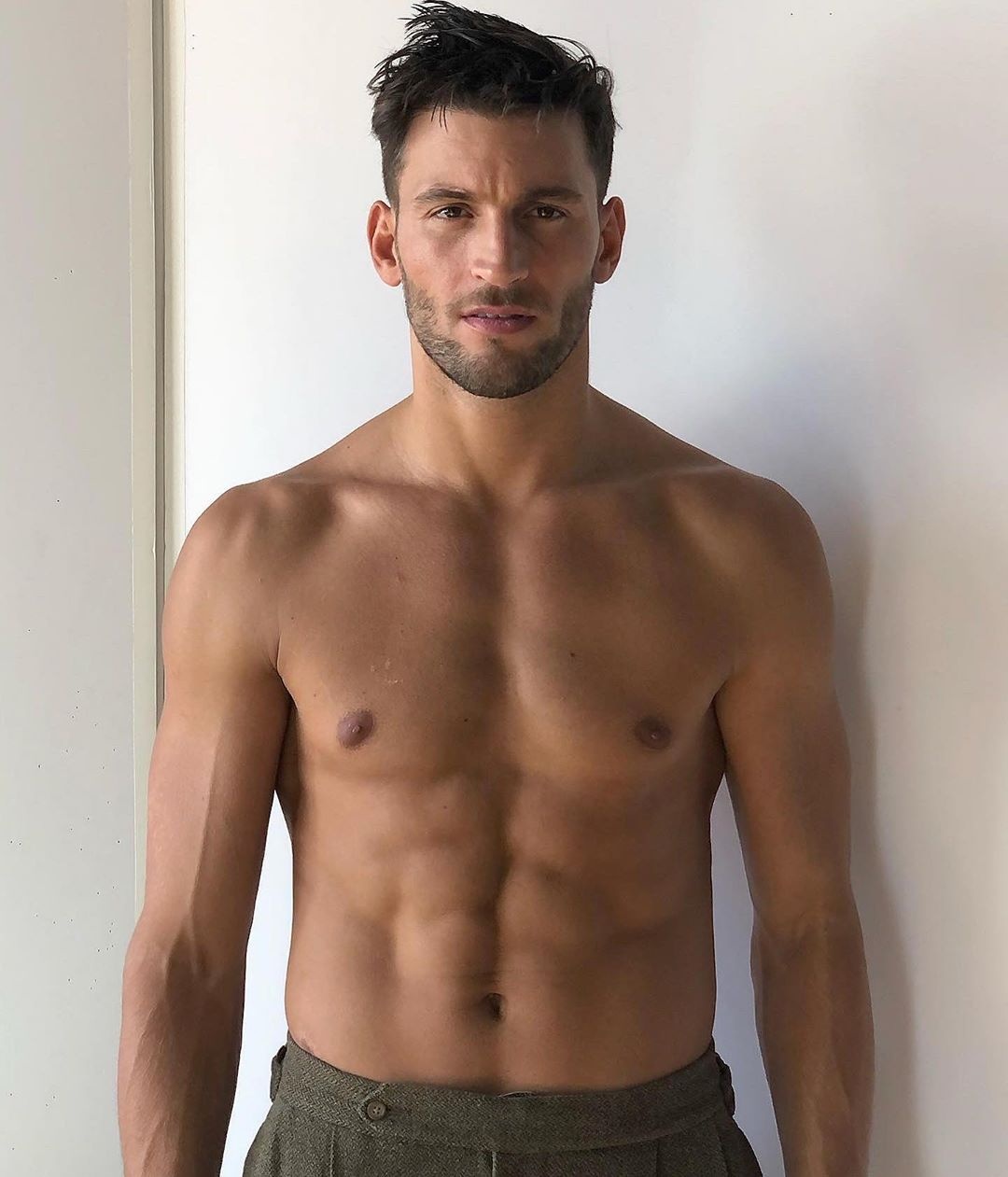 tình trẻ điển trai của Madonna ảnh 6 tinh tre dien trai cua Madonna anh 6