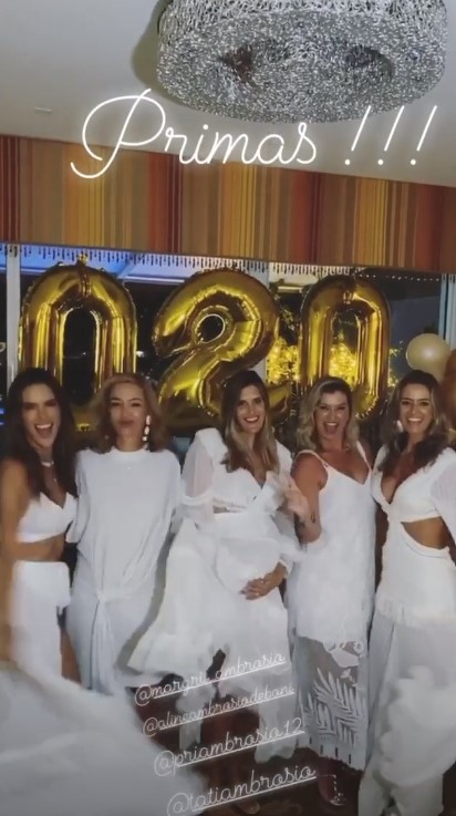 sao Hollywood đón năm mới ảnh 5 sao Hollywood don nam moi anh 5