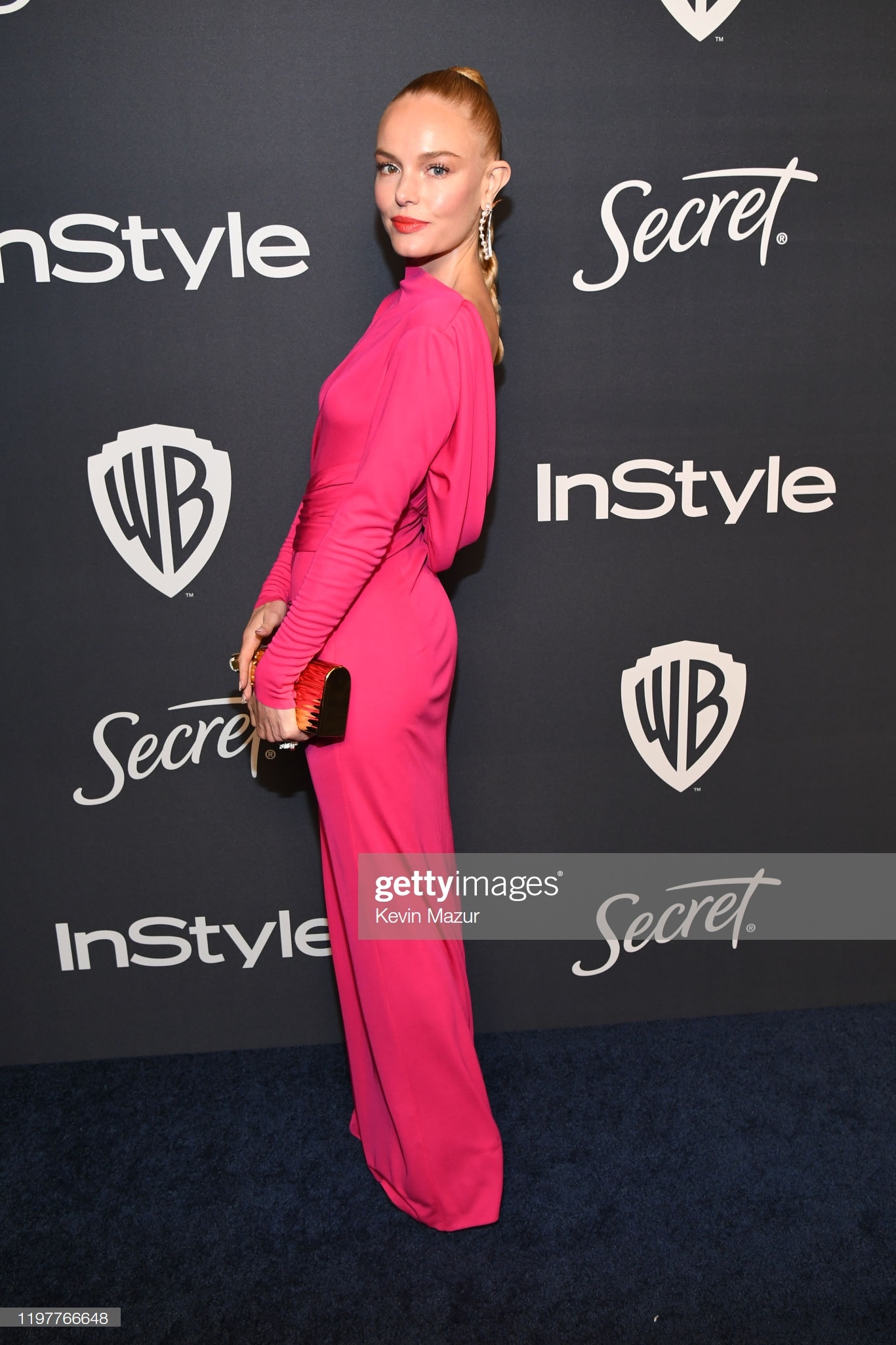 sao nu khoe than o qua cau vang anh 14