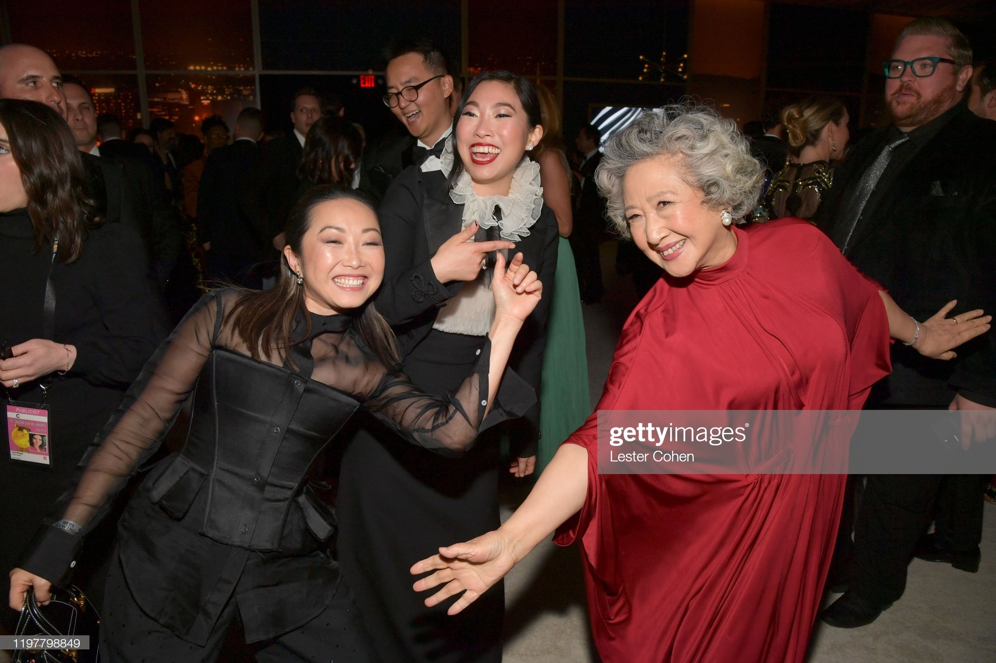 sao nu khoe than o qua cau vang anh 13