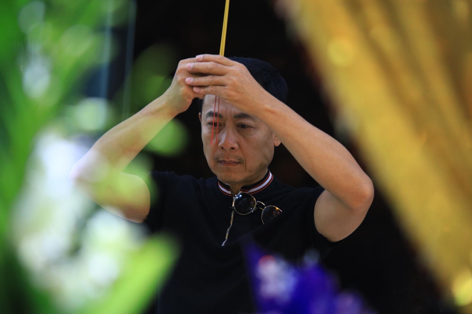 angela phuong trinh vieng chanh tin anh 2