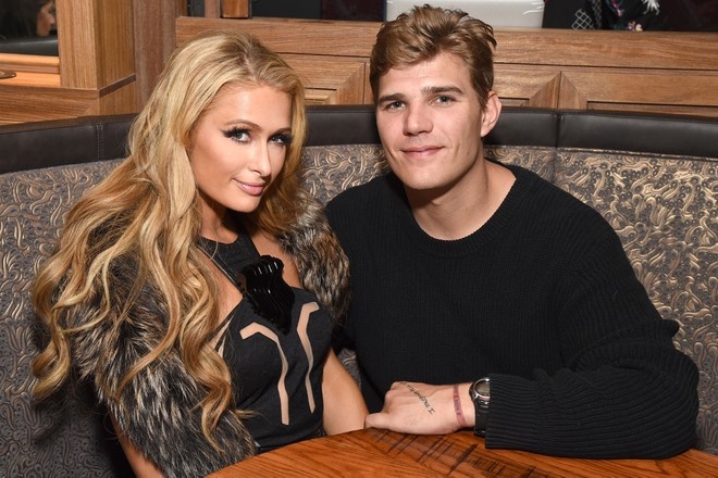 paris hilton hen ho doanh nhan cong nghe anh 2