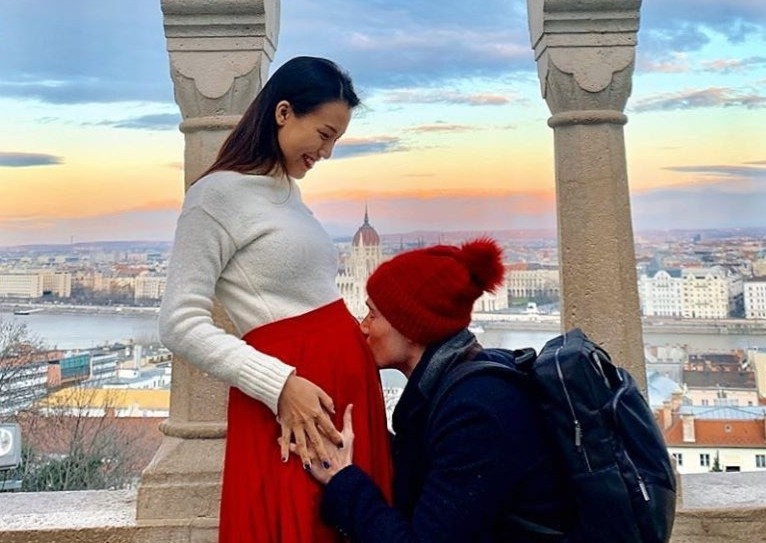 Hoang Oanh mang thai 4 thang hinh anh