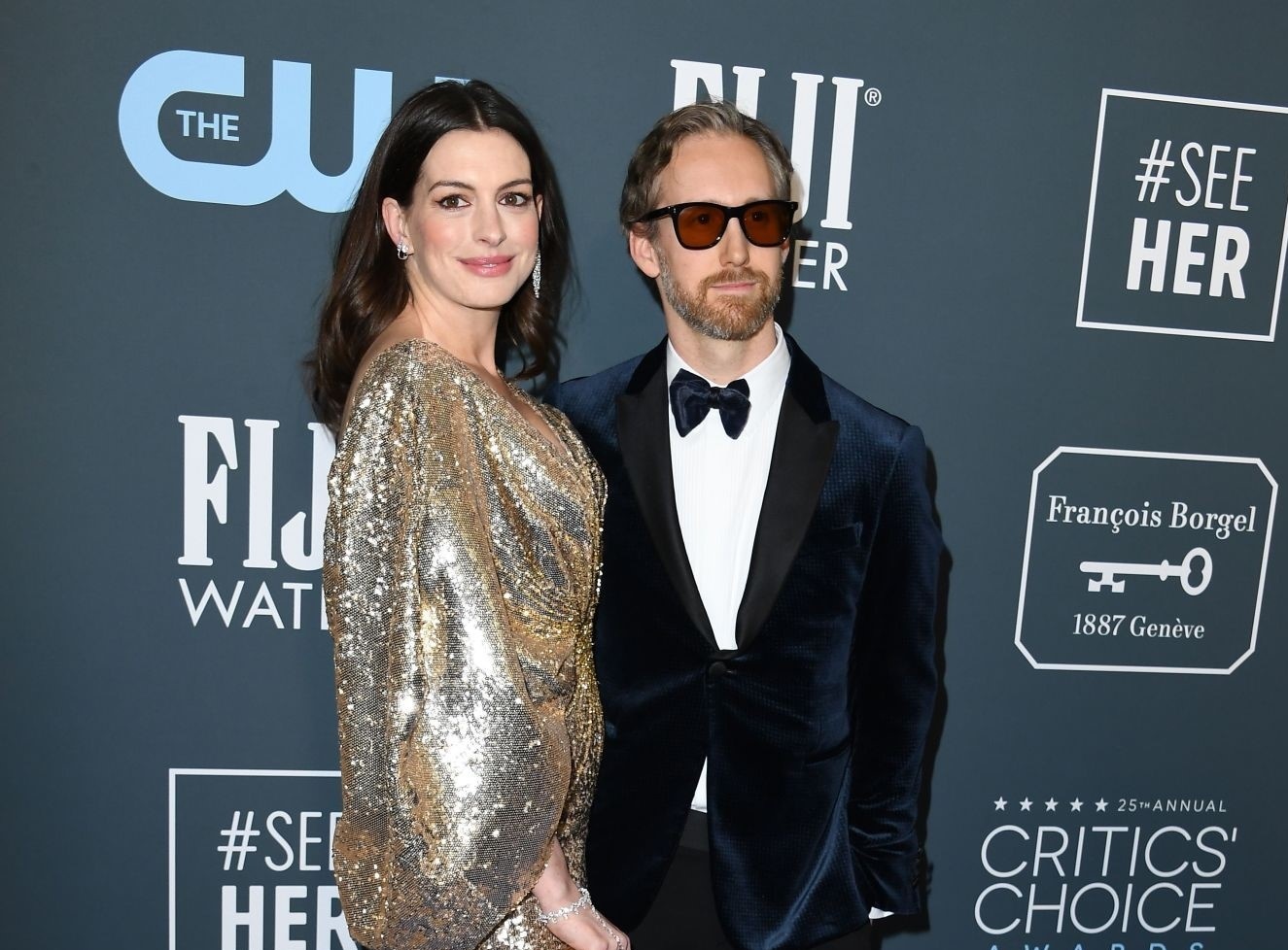 Anne Hathaway goi cam sau khi sinh con anh 3