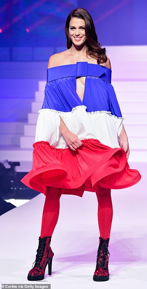 Bella Hadid mac xuyen thau anh 16