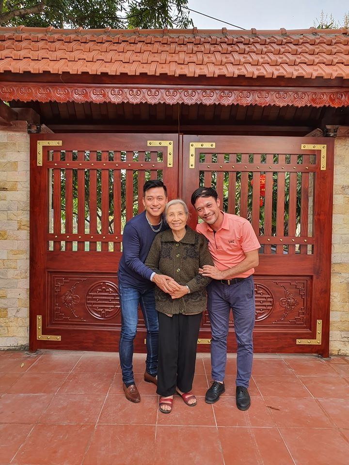 tang thanh ha ngo ngo ban than dip tet anh 3