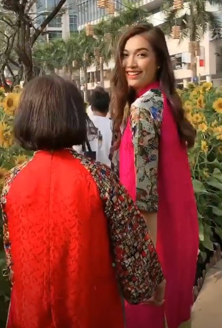 tang thanh ha ngo ngo ban than dip tet anh 10