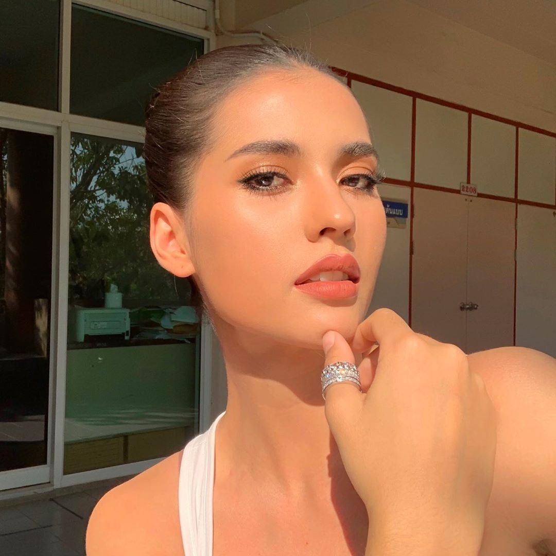 10 hoa hau dep nhat 2019 anh 4