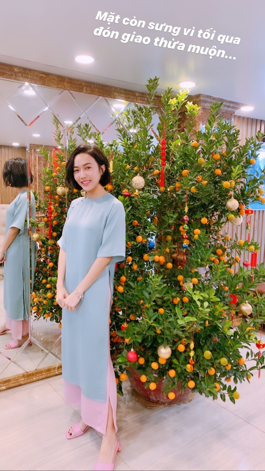 my nhan viet dien ao dai mung 1 tet anh 4