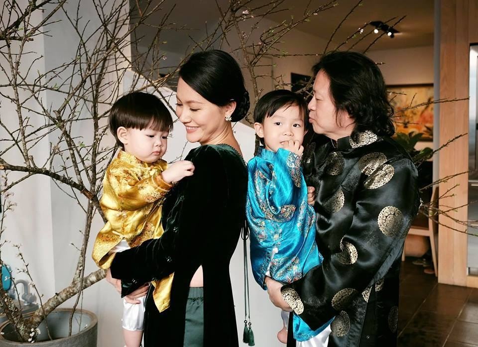 lan ngoc va dan dien vien canh dong bat tan anh 10