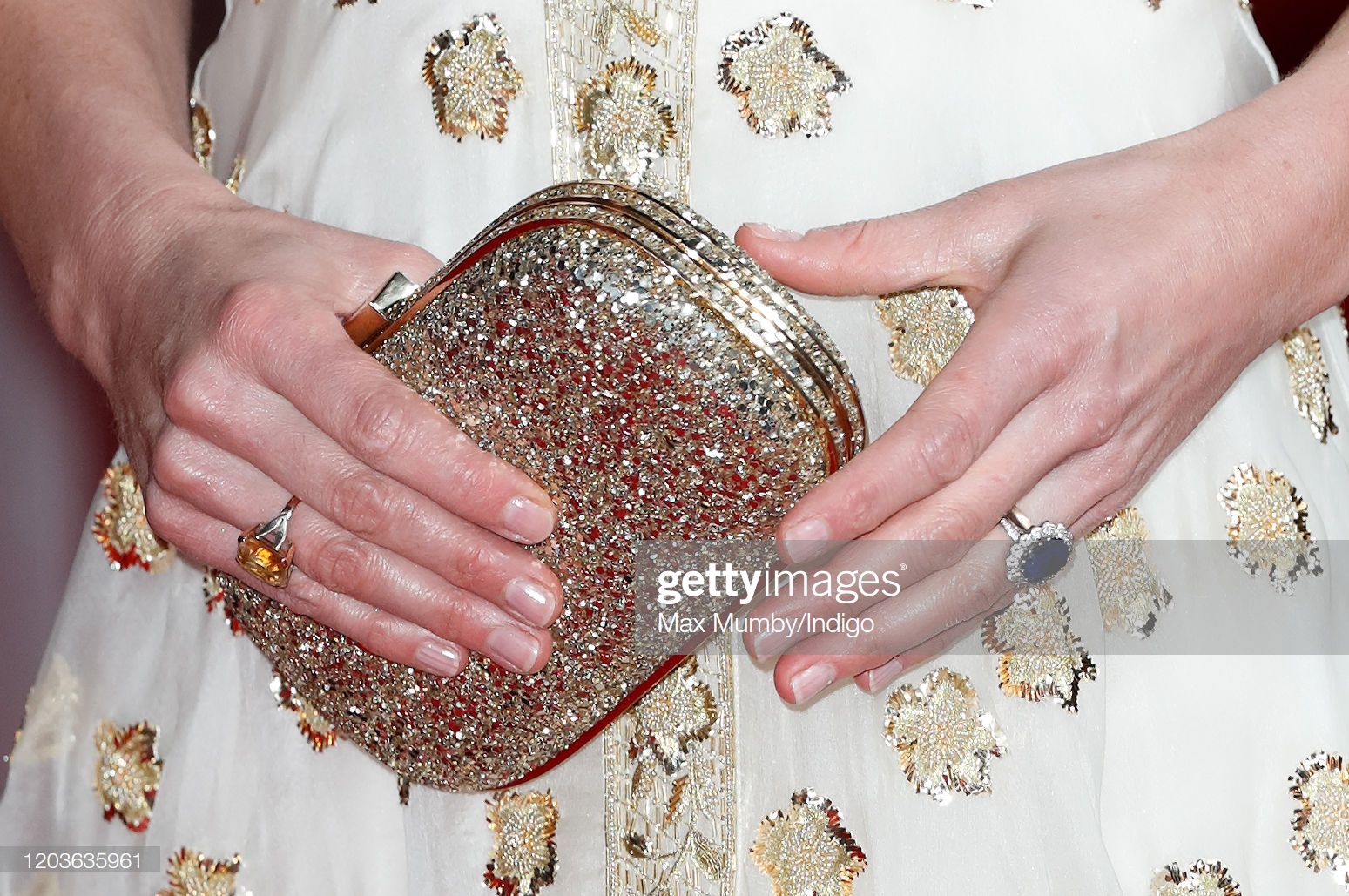 vo chong hoang tu william du su kien anh 4