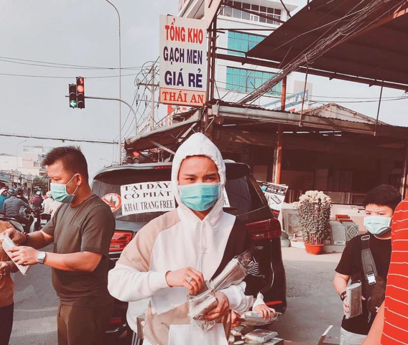 sao viet phat khau trang anh 9